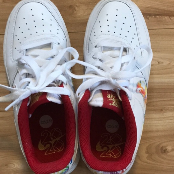 Kids Nike Chinese new year 2020. - Picture 3 of 9